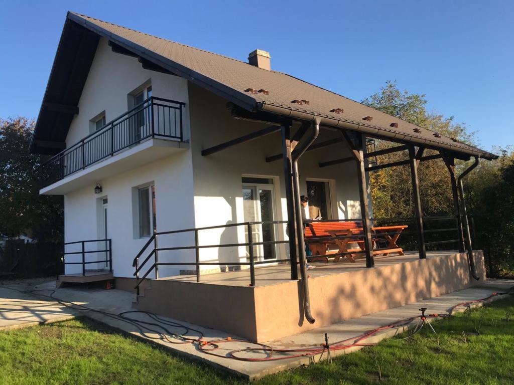 Green Nest Băneşti Kültér fotó