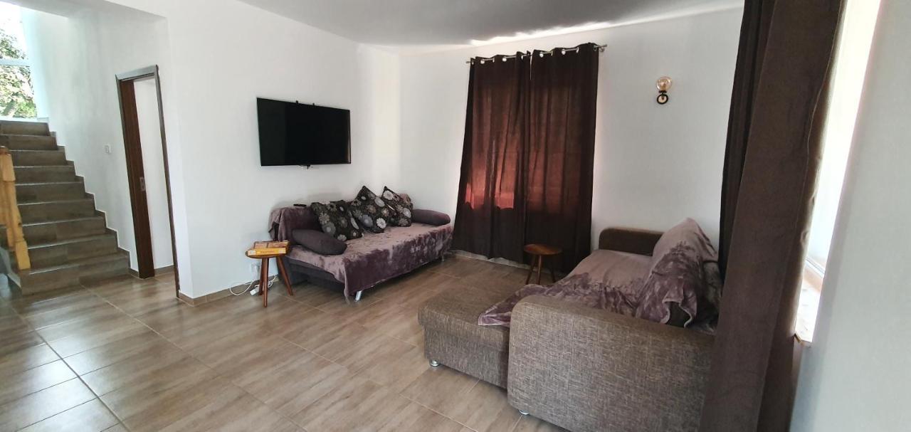 Green Nest Băneşti Kültér fotó